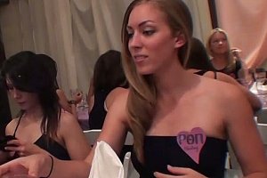 欧洲美女性teen1819