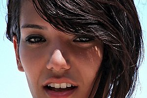 日批的黄色日本女人的奶子丝袜调教日